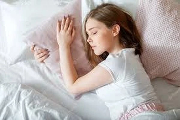 Ayuda para dormir MidNite para insomnio ocasional, pestañas de cereza masticables - NUEVA OFERTA