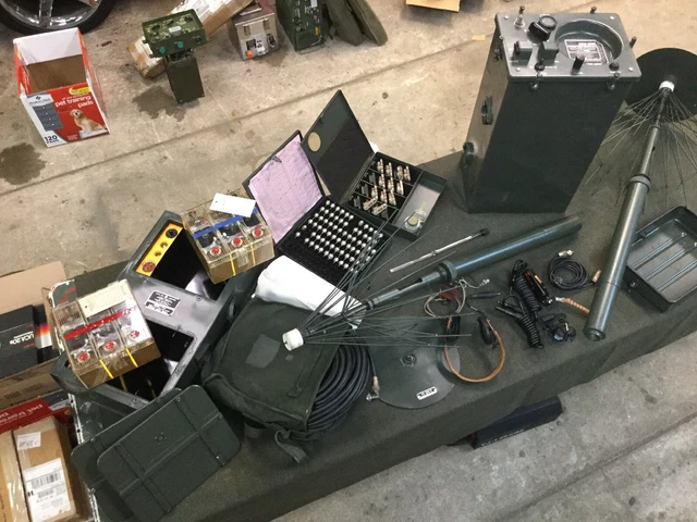 Military Radio Unissued MAY-1 Uhf Gnd To Air FAC transceiver Set