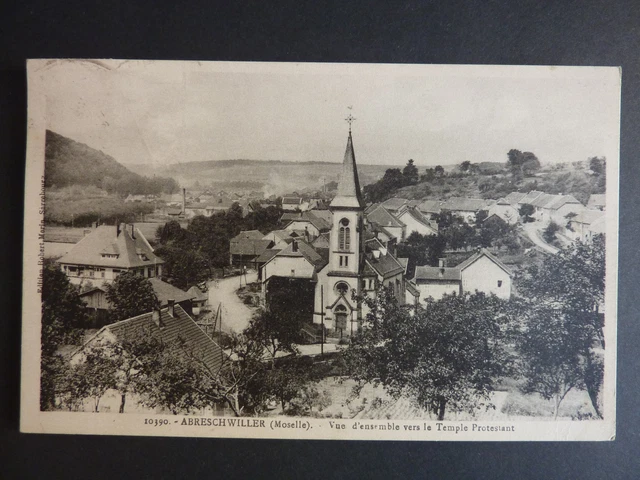 ABRESCHWILLER  moselle CPA 57  vue du village vers le temple protestant