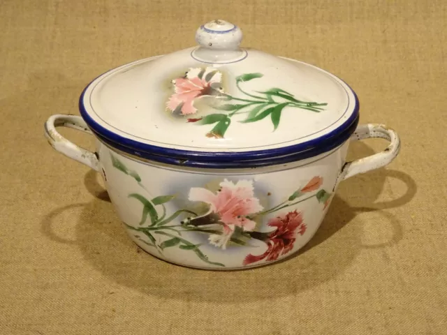 Belle ancienne casserole en tôle émaillée à décor floral déco cuisine collection