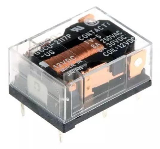 Omron SPDT PCB Mount Latching Relay - 8 A  12V dc For Use In Power Applications