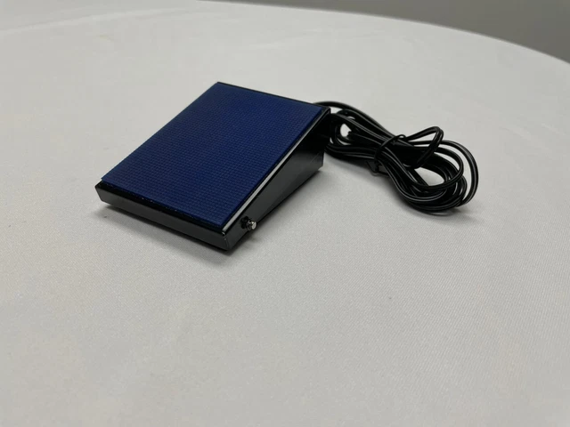 Schott VisiLED Footswitch KL2500 LED Light Source, MC1500 Controller