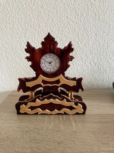 Schöner seltener alter Taschenuhrständer Holz mit DDR-Taschenuhr Ruhla