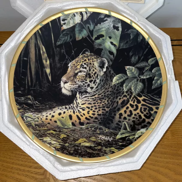 LENOX  Collector Plate "JUNGLE JAGUAR" Guy Coheleach Royal Cats Collection COA