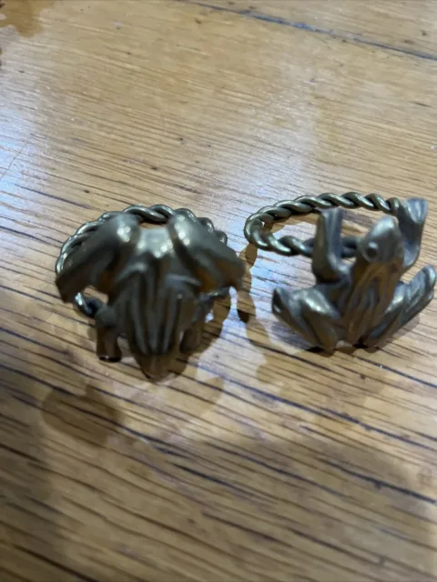 Set Of 4 Vintage Brass FROG Napkin Rings Twisted Wire