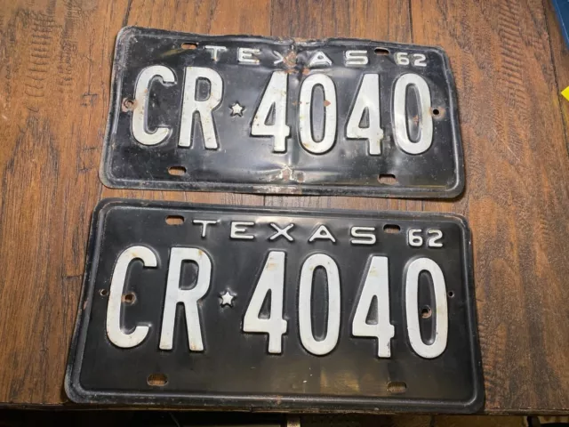 Vintage Pair 1962 Texas Auto License Plate ~ Car Ford Chevrolet Mopar Tags