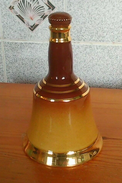 Bottle spode Whiskey bottle Scotland empty decanter retro 8 inches high