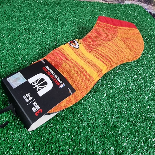 Miami Heat 3 Pair Pack Mens Socks Size 6-12 Quarter Cut NIP (H1)