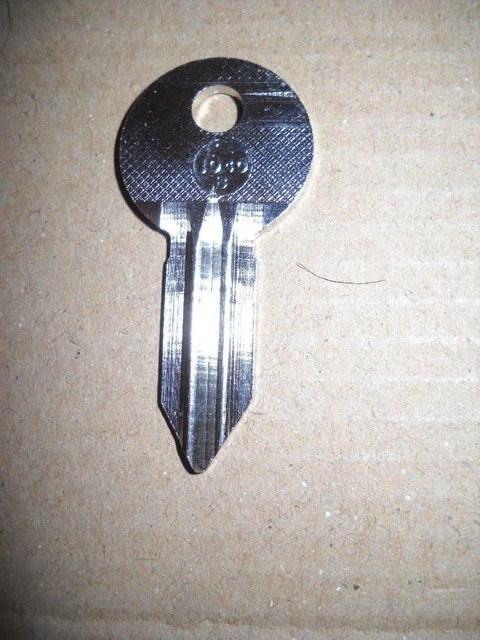 New 1040B Mercury Mariner Outboard Cruiser Boat Key Blank Ilco Usa