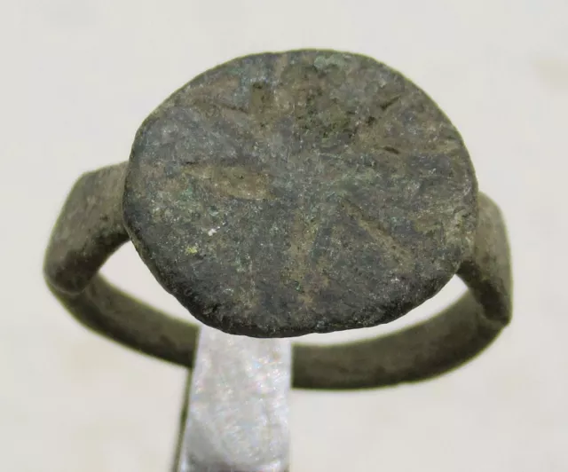 A2 Detector Finds Ancient Byzantine Bronze Seal Ring With Star Motif