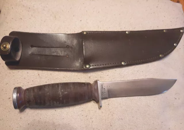 Vintage Craftsman USA Fixed Blade Hunting Knife w/Leather Sheath, 9.75 "