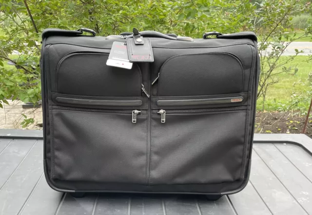 Tumi Slim Wheeled Garment Bag Suitcase Luggage Extended Travel Rolling 22030