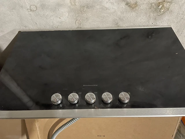 KitchenAid 36 Inch Wide Built-In Electric Cooktop KitchenAid 36 Inch Wide Built-In Electric Cooktop