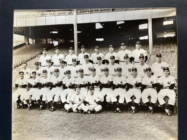 Photos, Vintage Sports Memorabilia, Sports Mem, Cards & Fan Shop