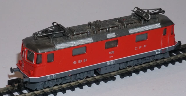 Miniature Locomotive électrique Re 4/4 IV n°10101 1982 réseau Suisse