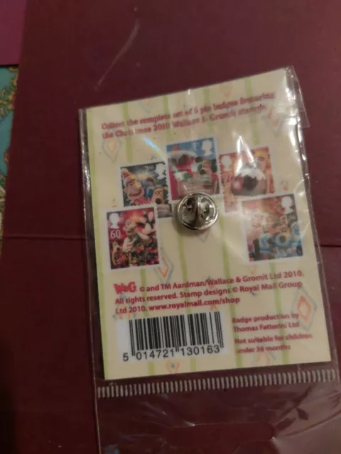 Box5/Wallace and Gromit Royal Mail Christmas Stamp Pin Badge 3