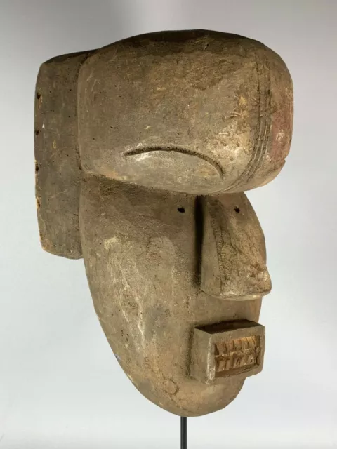 200717 - Old African mask from the Salampasu - Congo.