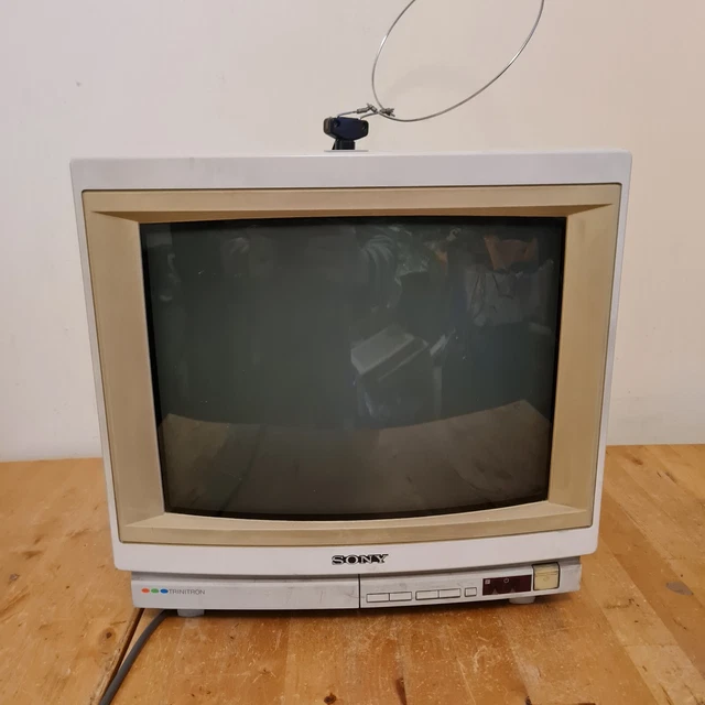 RARE ECRAN TV CRT 16 SONY TRINITRON KV-M16B - RETROGAMING Atari Amiga SNES... EUR 264,00 - FR