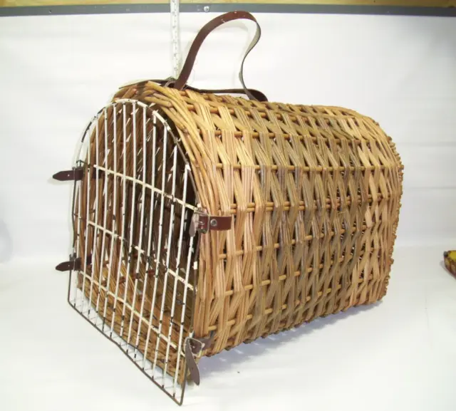 Wicker Basket Pet Animal Carrier- Cat/ Small Dog- Natural Woven Wicker