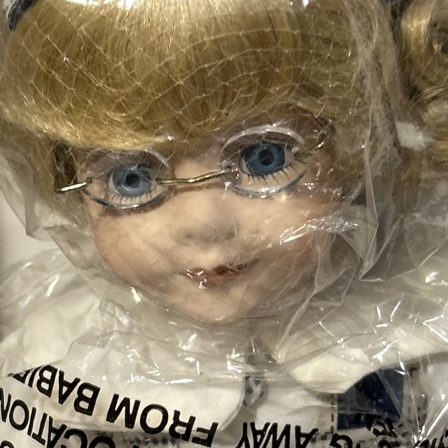 The heritage signature collection porcelain doll and chair school girl 3