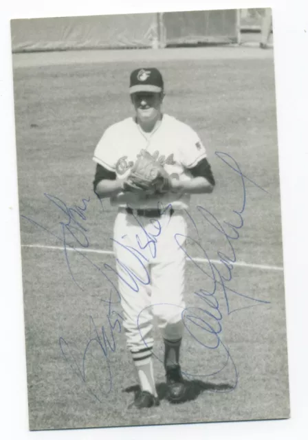 Autographed Rowe Postcard of Orioles Dave Leonhard