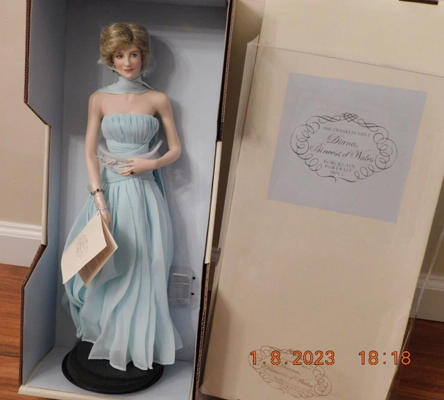 Franklin Mint Princess Diana Of Elegance 17 Inch Porcelain Doll With COA