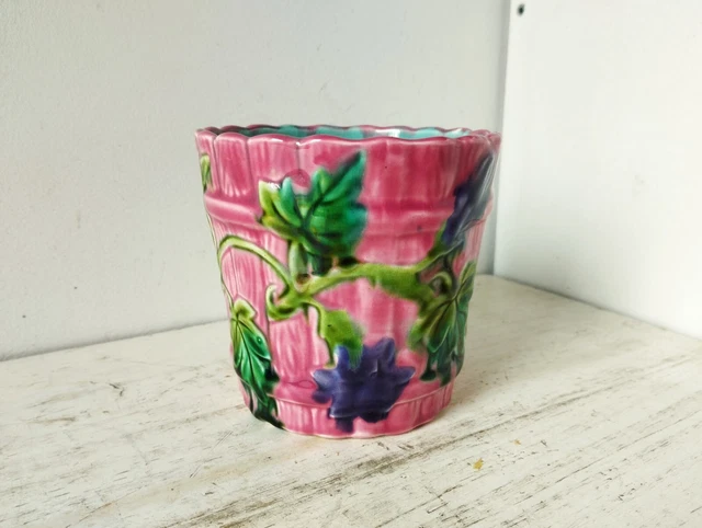 Petit pot en barbotine Orchies