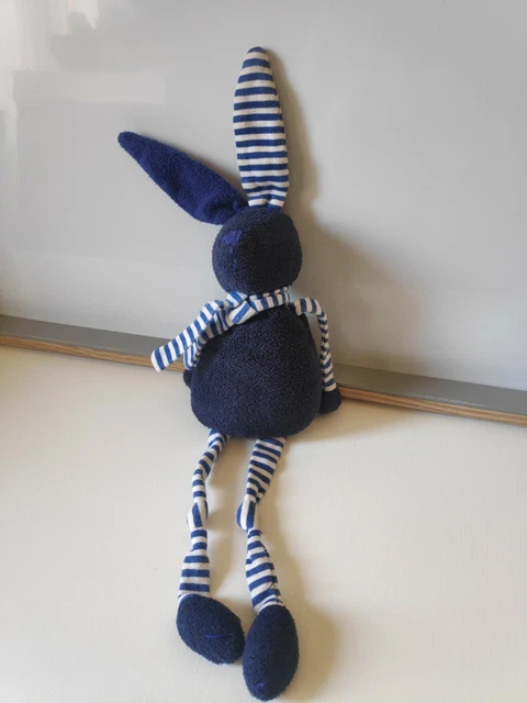 Peluche doudou lapin bleu marine écharpe rayé blanc Bout'chou Boutchou monoprix