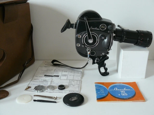 Caméra Cinéma Beaulieu M16 16mm - Poignée, Objectif Som Berthiot Hyper Cinor, Moteur Fonctionnel