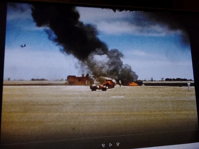 Carrete de película casera de 8 mm fin de espectáculo aéreo y caballo de invierno Royal Ranch Americana A45