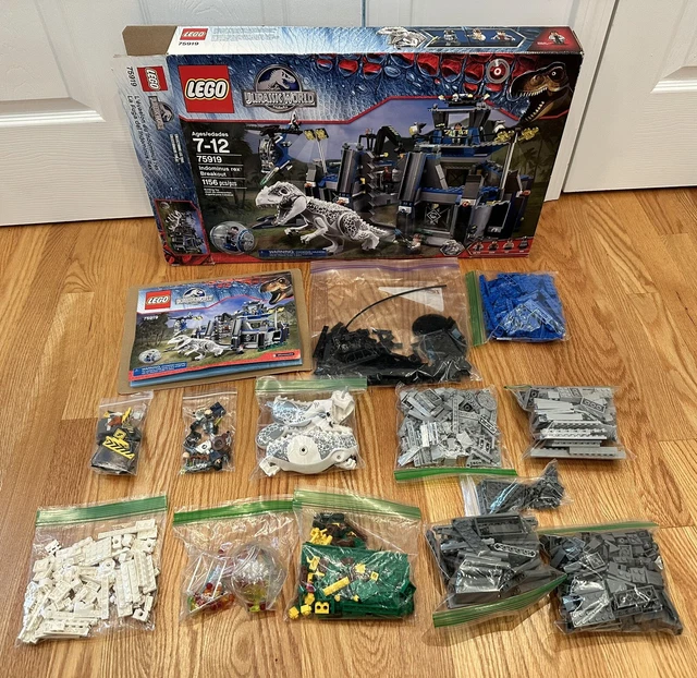 LEGO JURASSIC WORLD Set 75919 Indominus Rex Breakout (Retired) with box ...