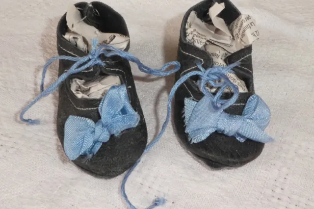 Ancienne paire de chaussures en cuir pour poupée ancienne JUMEAU DEP SFBJ (8)