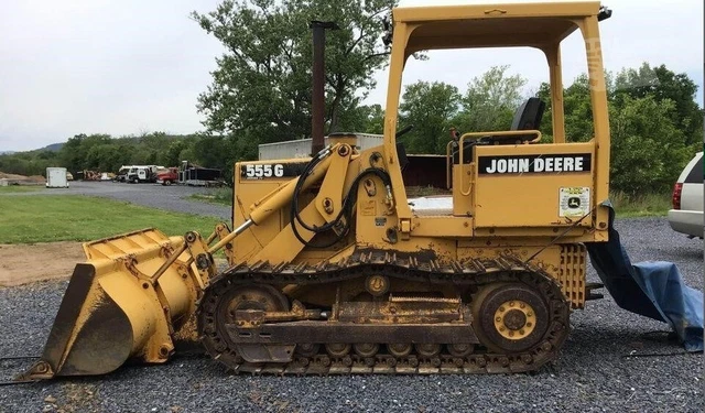 1997 John Deere 555G IV 5200 Hours Meticulously Maintained