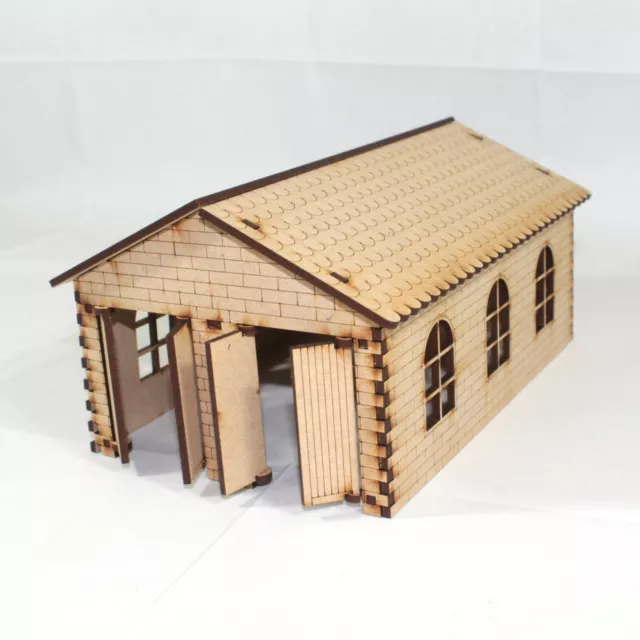 Twin Track Engine Shed 00 Gauge Laser cut from MDF 210mm long Model Railway