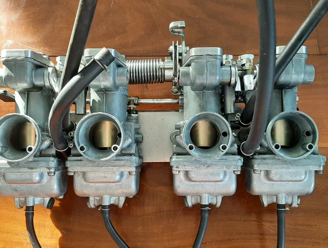 kz1000 carburetors