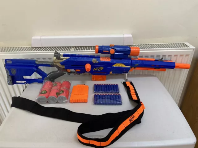 Nerf Longstrike sniper rifle Scope Bandolier Magazines Targets Darts Bundle