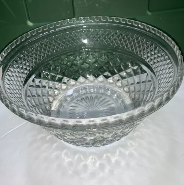 Anchor Hocking Wexford Crystal Glass Salad Or Punch Bowl 9 1/2" x 5 1/2"