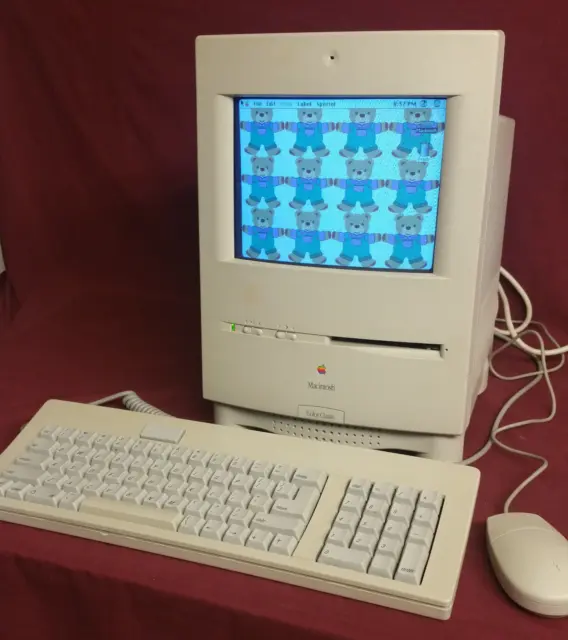 Original Vintage Collectible Macintosh Mac Color Classic, with keyboard & mouse.