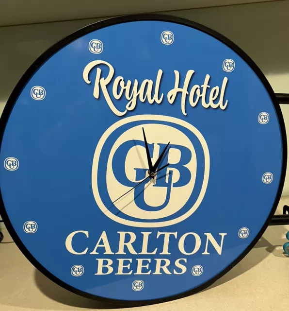 Carlton Draught Beer Light Up Clock Wall Mount CUB Brand New