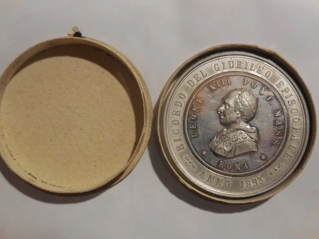 Médaille Souvenir Vatican 1893 - Jubilé épiscopal Du Pape Léon XIII - Bronze Doré