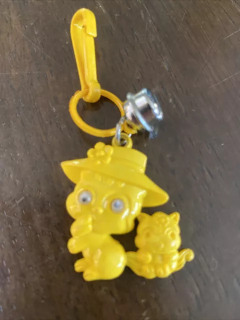 Vintage 1980s Plastic Bell Charm Yellow Mother & Baby For 80s Charm Necklace
