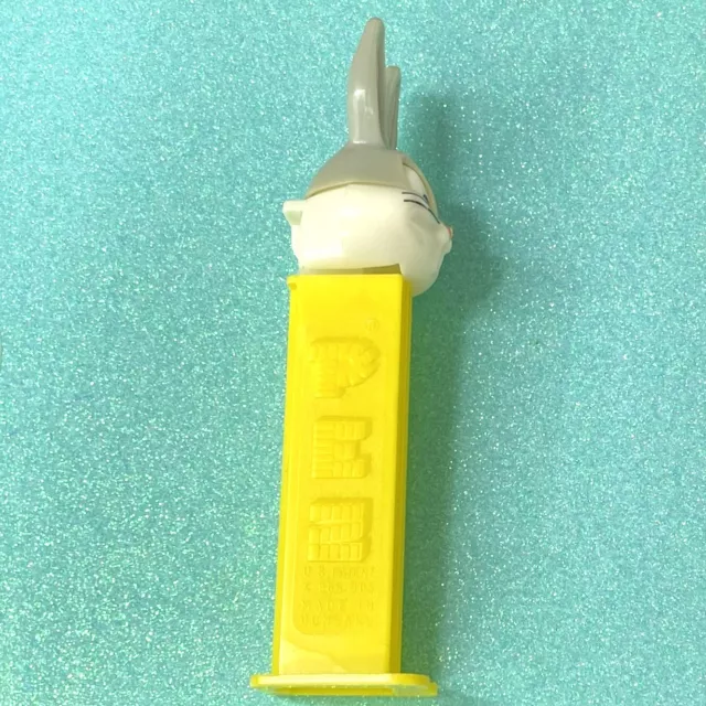 Pez Vintage Candy Dispenser Bugs Bunny Yellow Hungary Feet Footed Loose 3