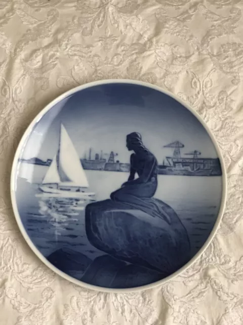 Royal Copenhagen Mermaid Sailboat Plate Signed Vr 4679 2