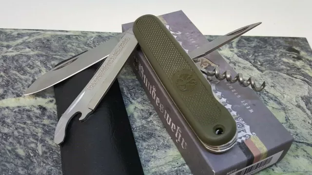 Military Surplus Bundeswehr Style Repro Pocket Knife Multi-Tool OD Green Handle