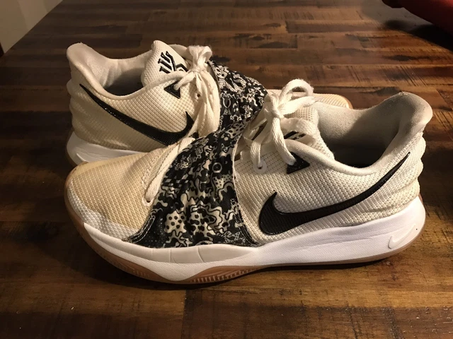 Kyrie low best sale white gum