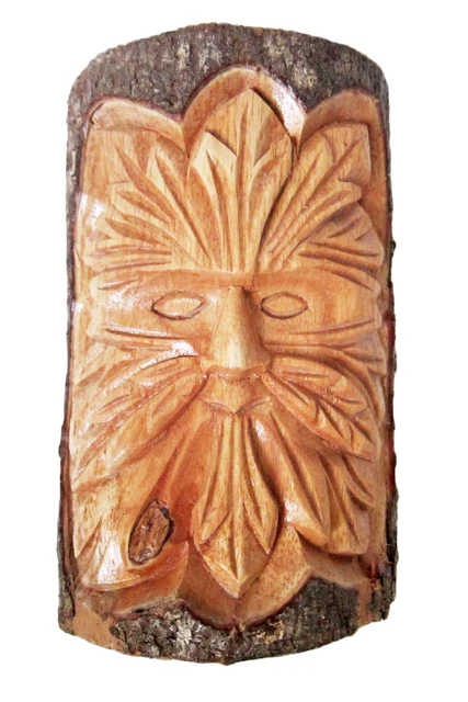 Máscara Tiki Polinesia Tradicional De Madera Sobre Fondo Oscuro | Foto