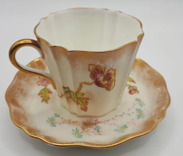WEDGWOOD TEA CUP and saucer Vintage fine bone china ribbed Y2803 floral