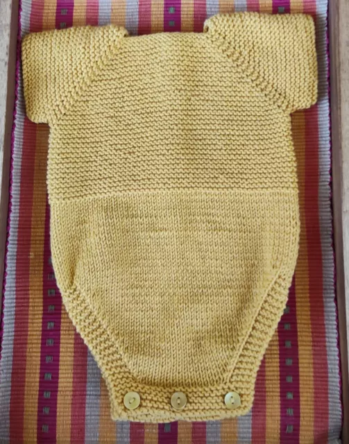 Conjunto lana bebé chaqueta, ranita, zapatos y capota 6-12 meses. Hecho a mano. 3