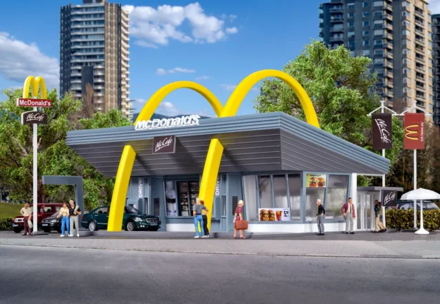 HO Scale Buildings - 43634 - McDonald`s fast food restaurant with McDrive - kit