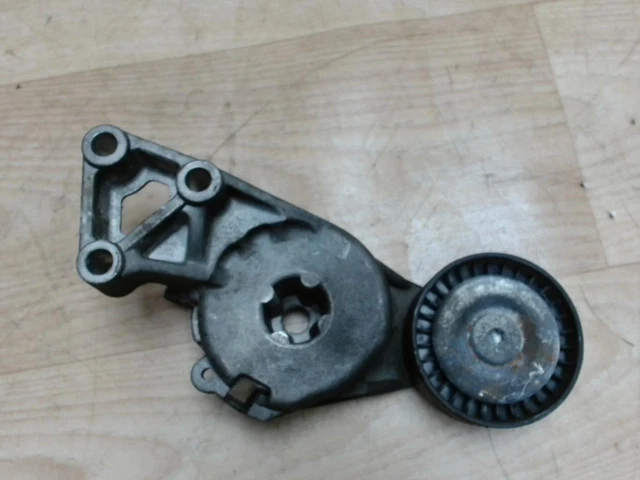 Galet tendeur AUDI TT 1 COUPE 1.8i - 20V TURBO QUATTRO 4X4 /R:60622384